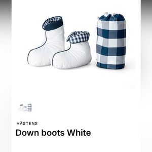 Hastens booties in size L
